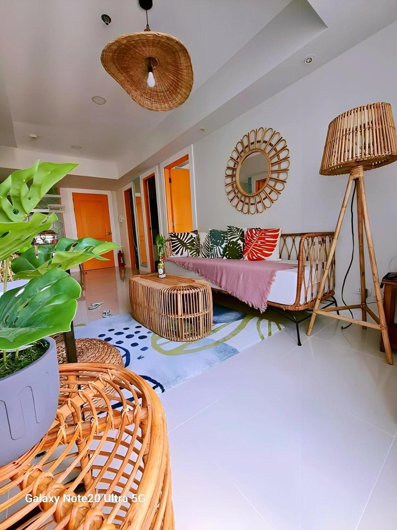 Holiday Escape Philippines Μανίλα Εξωτερικό φωτογραφία